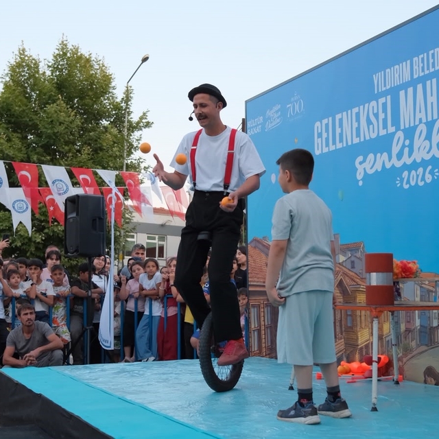 Yıldırım'da sokaklar şenlendi