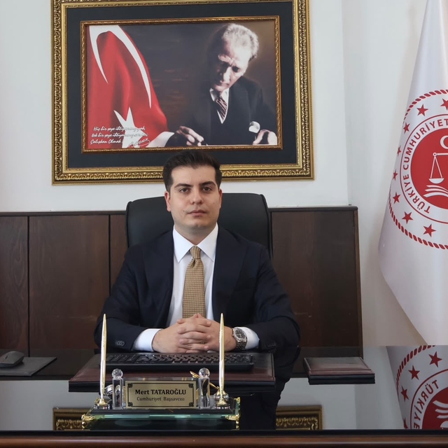 Çeşme Cumhuriyet Başsavcısı Mert Tataroğlu görevine başladı