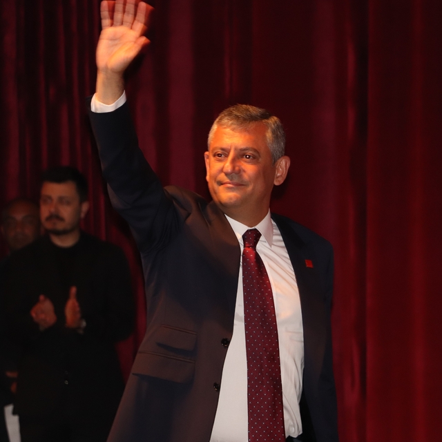 CHP Grup Başkanı Özel Eskişehir'de konuştu
"Partimizi geri almak için sonun...