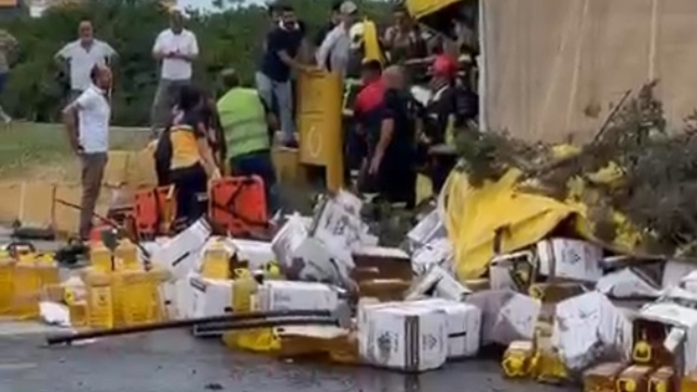 Mersin'de TIR'lar çarpıştı: 1 ölü, 2 yaralı