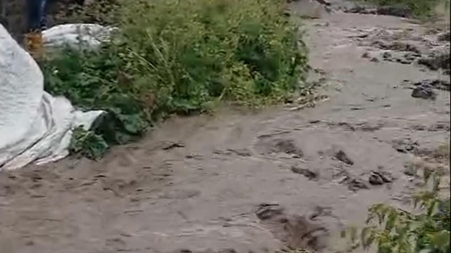 Kars'ta sel; ev, ahır ve tarım arazileri zarar gördü
