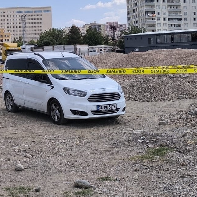 Eski eşinin silahlı saldırısında yaralanan hamile kadının bebeği öldü (2)