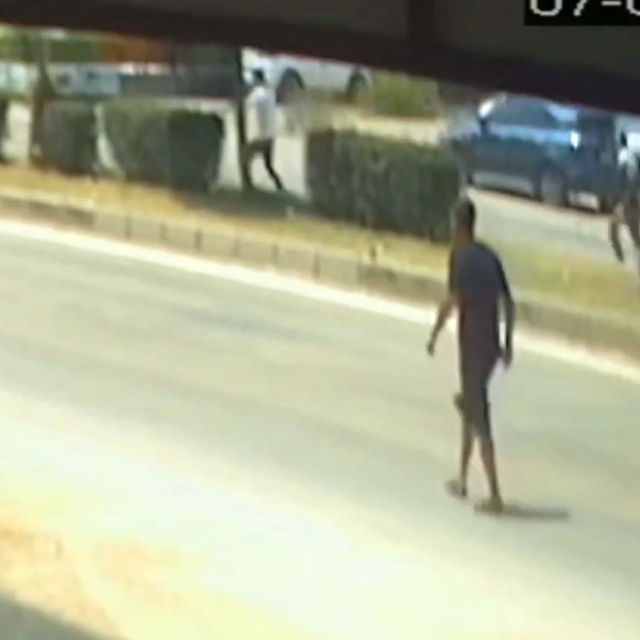 Adliye önünde silahlı kavga; 2 yaralı