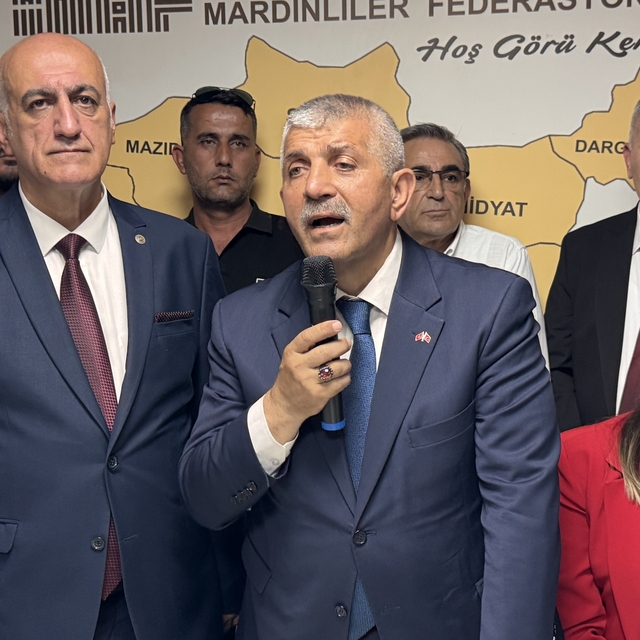 İzmir'de Mardinliler Federasyonu üyesi 278 kişi MHP'ye katıldı