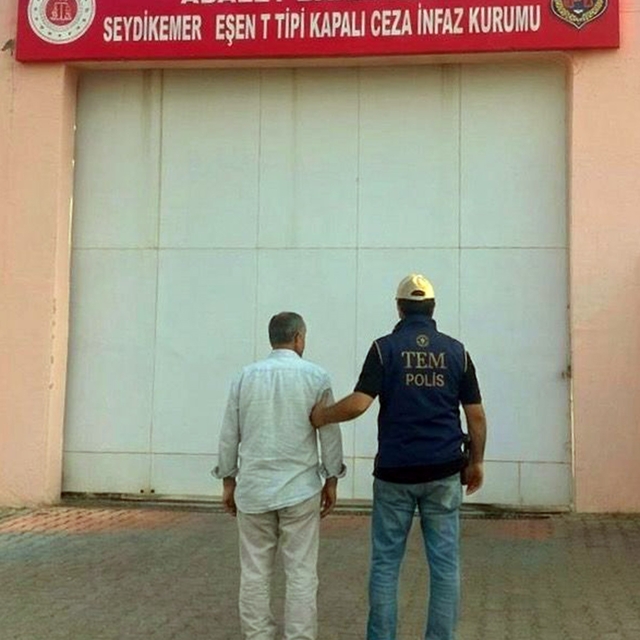 Seydikemer'de FETÖ hükümlüsü yakalandı