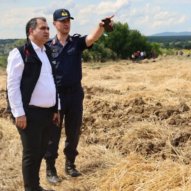 Vize'de çıkan anız yangını söndürüldü