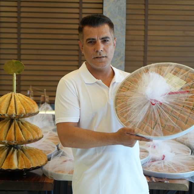 Düğün sezonu, baklavaya ilgiyi artırdı