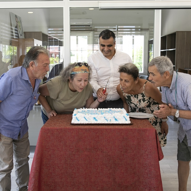 Mersin'de Emekliler Günü coşkuyla kutlandı