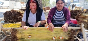 Kahramanmaraş'ın asırlık tarhana geleneğini yaşatan doğal çiğ ustaları nayl...