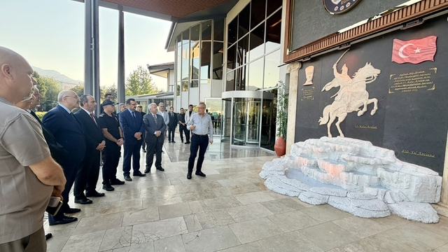 Denizli'de Miryokefalon Zaferinin tarihi mirasını yaşatacak anıt törenle açıldı