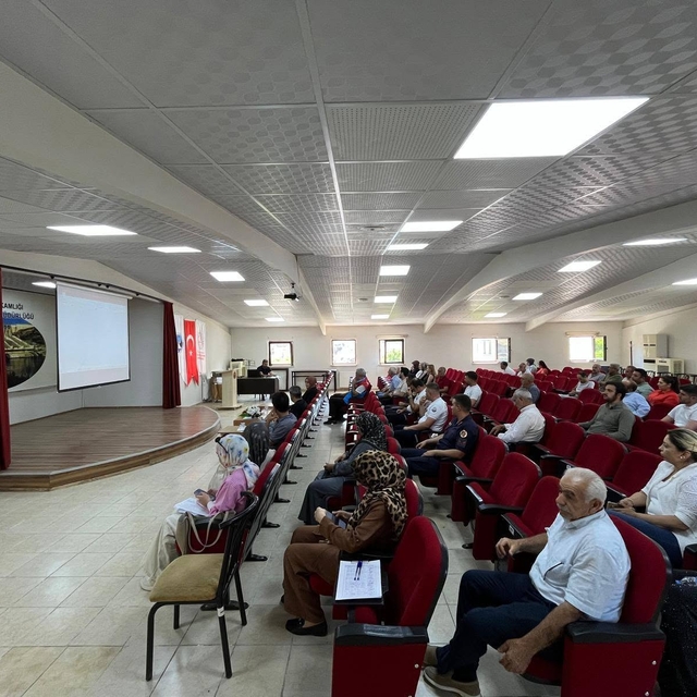 Keban'da "Ailenin Korunması ve Kadına Yönelik Şiddetle Mücadele" eğitimi