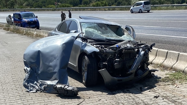 Tatvan'da zincirleme trafik kazasında 5 kişi yaralandı