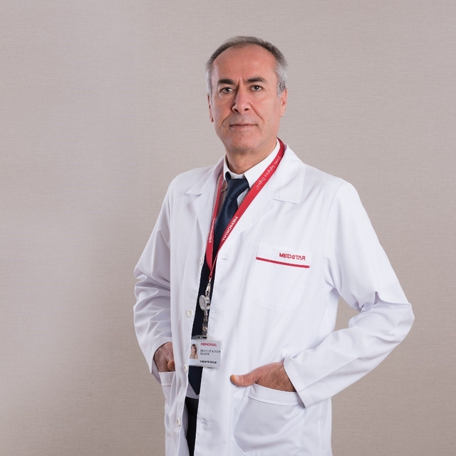 Kireçlenmede 60 yaş üzeri ve kadınlarda risk artıyor