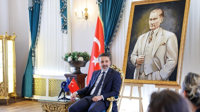 Altın Karagöz ekiplerinden Başkan Vekili Biba'ya ziyaret