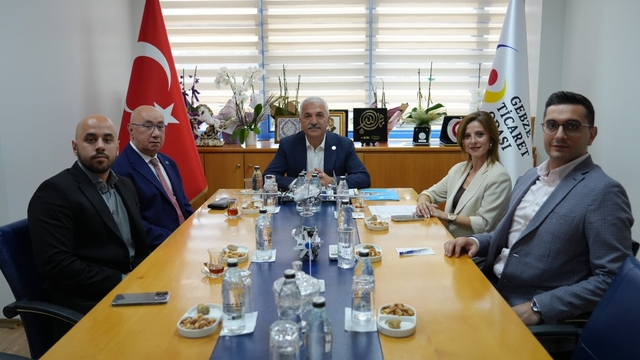 Gebze Ticaret Odasında işbirliği fırsatları değerlendirildi
Aslantaş: "Üyelerimizin yatırım ve uluslararası rekabet gücünü artıracak her fırsatın takipçisiyiz"