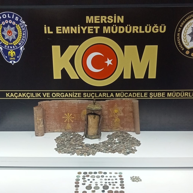 Mersin'de uyuşturucu ve tarihi eser operasyonunda 4 şüpheli tutuklandı