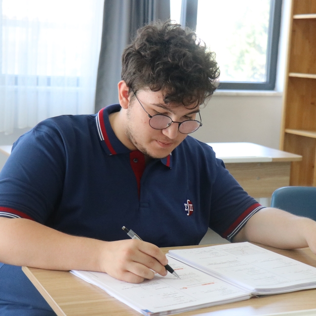 AYT'deki türev sorusu mahkemelik oldu: Mağdur öğrenci hukuki süreci anlattı...