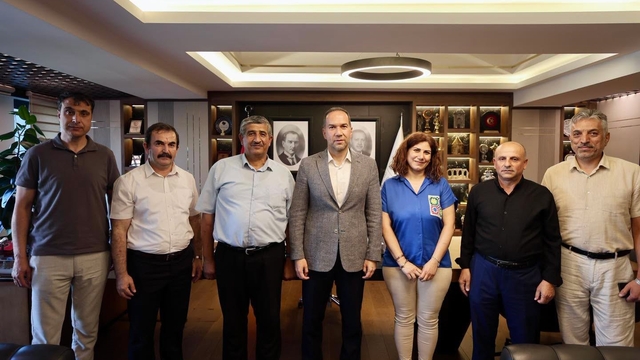 Başkan Özdemir'e UCLG üyeliği sonrası tebrik ziyaretleri sürüyor
