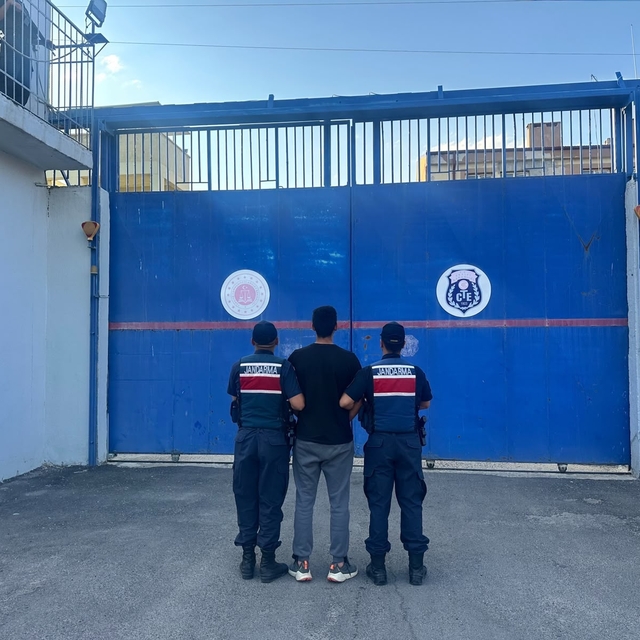Nevşehir'de 13 yıl 10 ay kesinleşmiş hapis cezası bulunan hükümlü yakalandı
