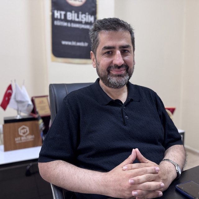 Bilişim uzmanı: "Site kurulumlarında kimlik doğrulaması birçok sıkıntının ö...