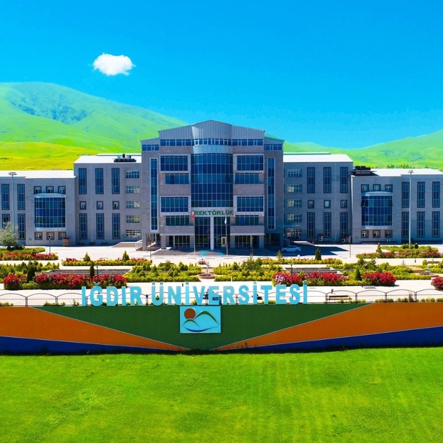 Türkiye'nin '2053 Net Sıfır Emisyon' hedefine Iğdır Üniversitesinden önemli...