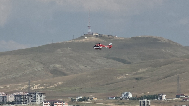 Ambulans helikopter kalp hastası için havalandı