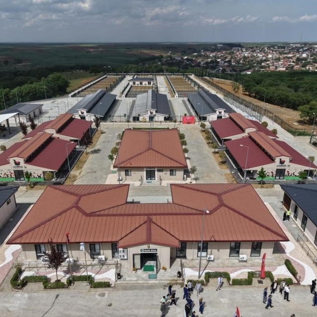 Tekirdağ'da 5 binden fazla sahipsiz hayvana umut oldular
