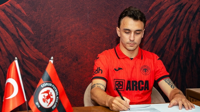 Çorum FK'dan 4 imza birden