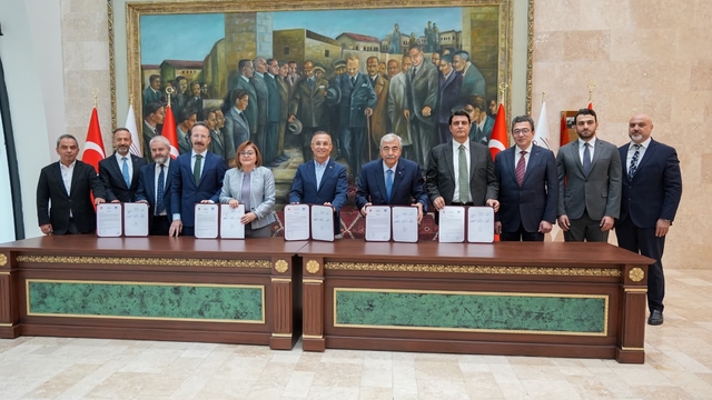 İmzalar Kur'an Kursu için atıldı