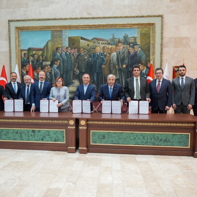 İmzalar Kur'an Kursu için atıldı