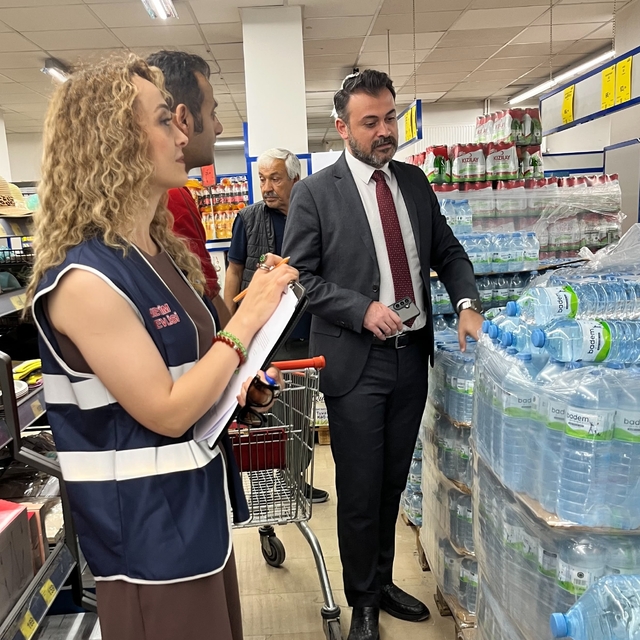 Kırşehir'de ambalajlı su ve maden suyu fiyatları denetlendi