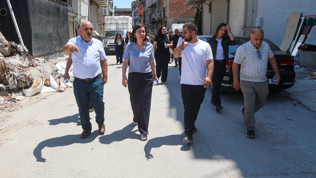 Başkan Vekili Özkan, sanayi sitesi esnafını ziyaret etti