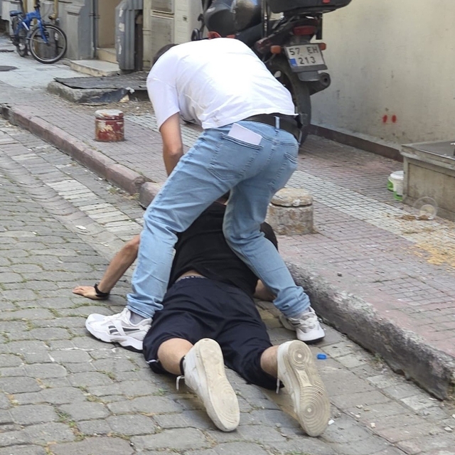 Polisten kaçan şahıs kovalamacayla yakalandı, uyuşturucudan arandığı ortaya...