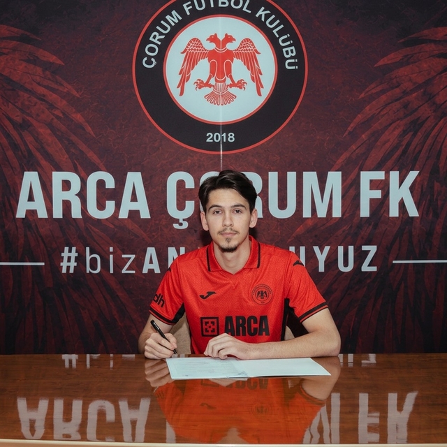 Çorum FK, kaleci Arif Şimşir'i renklerine bağladı