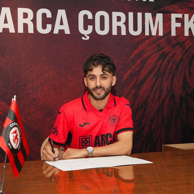 Çorum FK'da imzalar devam ediyor