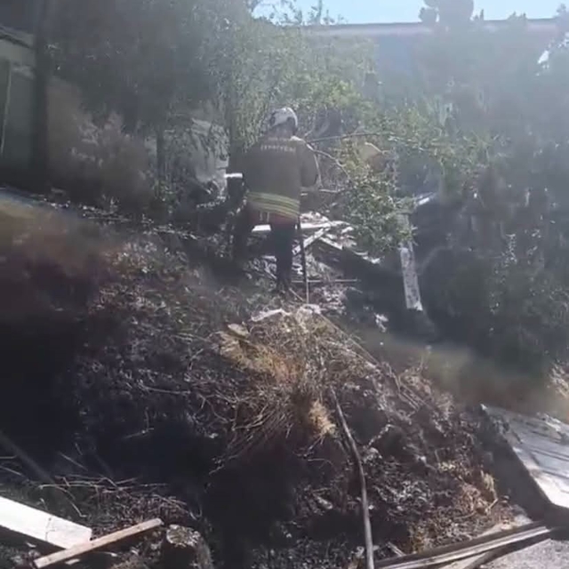 Kırıkhan'da bahçe yangını