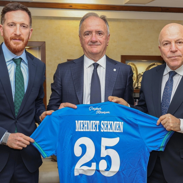 Çaykur Rizespor yönetiminden Erzurum protokolüne ziyaret