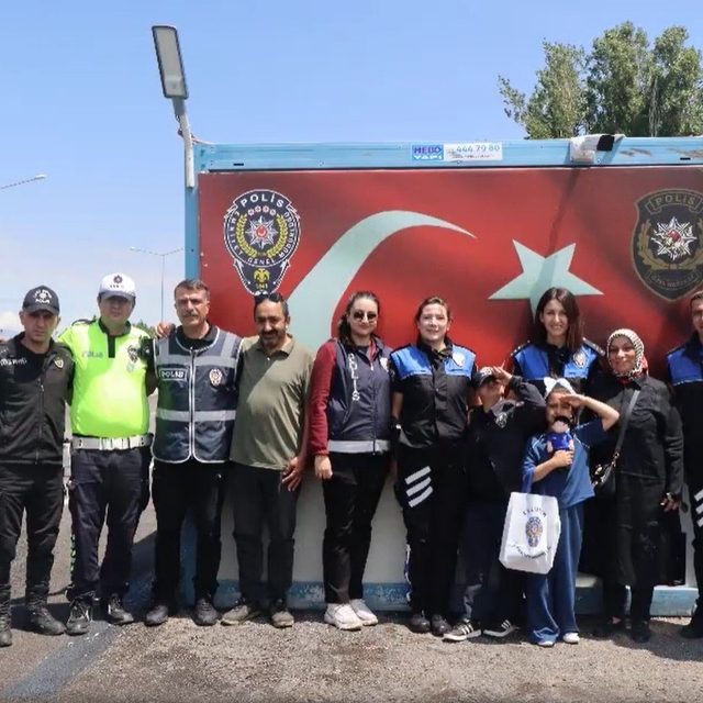 Polis ekiplerine Esila'dan destek
