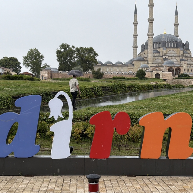Edirne'de sağanak sıcak havanın etkisini azalttı