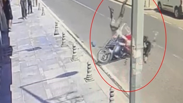 Tekirdağ'da yayanın dikkatsizliği kazayla sonuçlandı: 2 yaralı