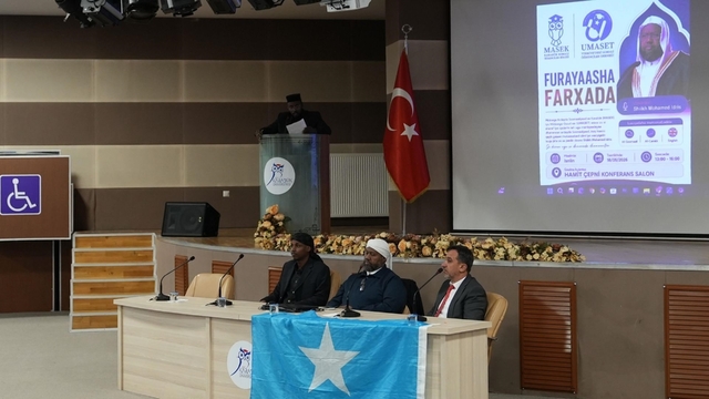 KBÜ'de uluslararası öğrenciler "Mutluluğun Anahtarı" konferansında buluştu