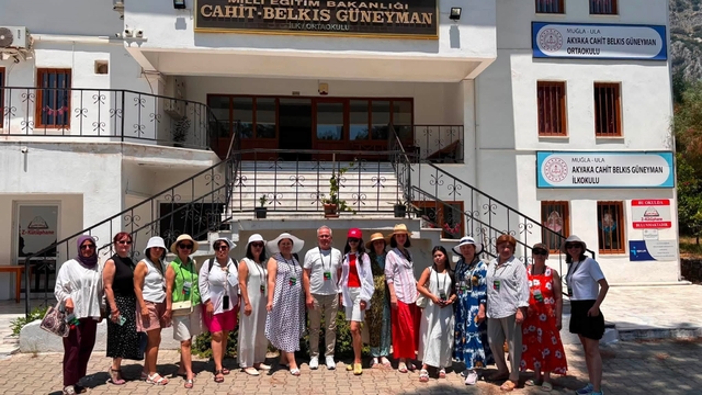 Muğla, Kazakistanlı öğretmenleri ağırlıyor