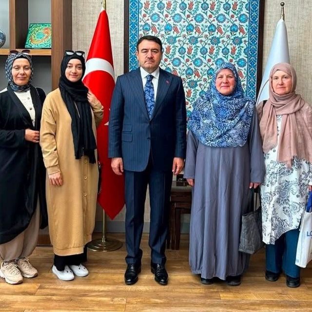Vali Musa Işın, "Manevi Yönüyle Kütahya" kitabının hazırlayıcılarını ağırla...