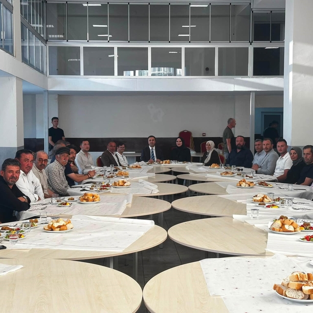 Çavdarhisar Kaymakamı Murat Ak'a veda programı düzenlendi
