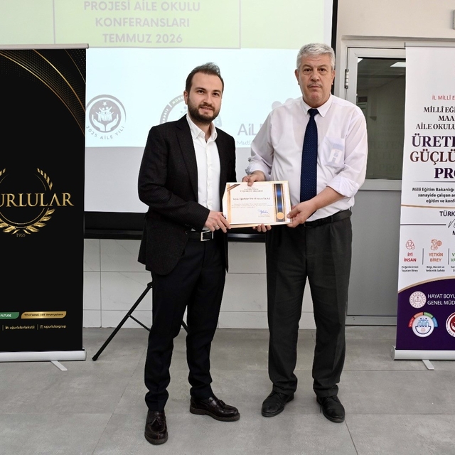 Uğurlular Tekstil 'Üreten Eller, Güçlü Aileler' projesine ev sahipliği yapt...