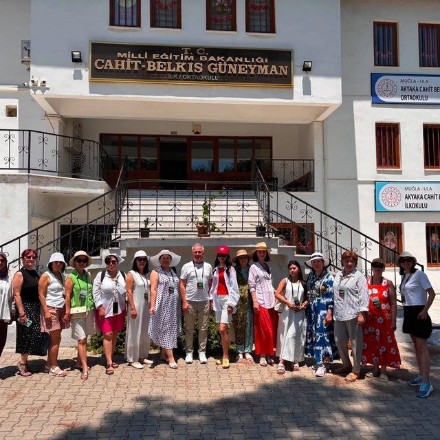 Muğla, Kazakistanlı öğretmenleri ağırlıyor