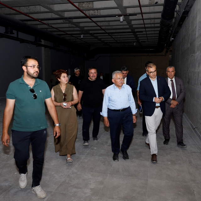 7,7 milyon yıllık fosiller, Başkan Büyükkılıç'ın Paleontoloji Ve Fosil Müze...