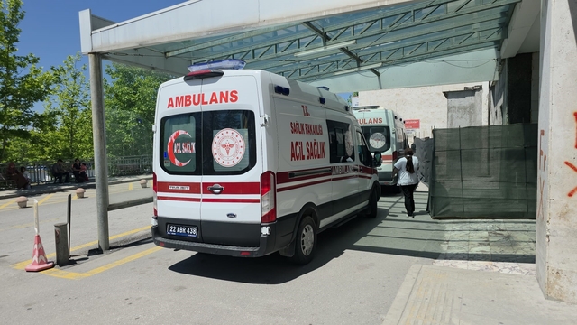 Eski eş dehşeti: Genç kadın hayatını kaybetti, 4 yaşındaki kızının durumu ciddiyetini koruyor