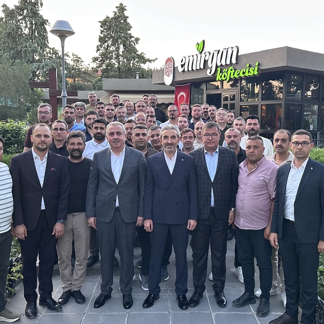 HİZMET-İŞ Genel Başkan Vekili Özdemir, Kayseri'de Temsilciler Meclisi Topla...