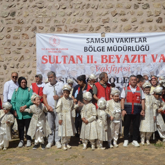Sinop'ta 25 çocuk için sünnet şöleni